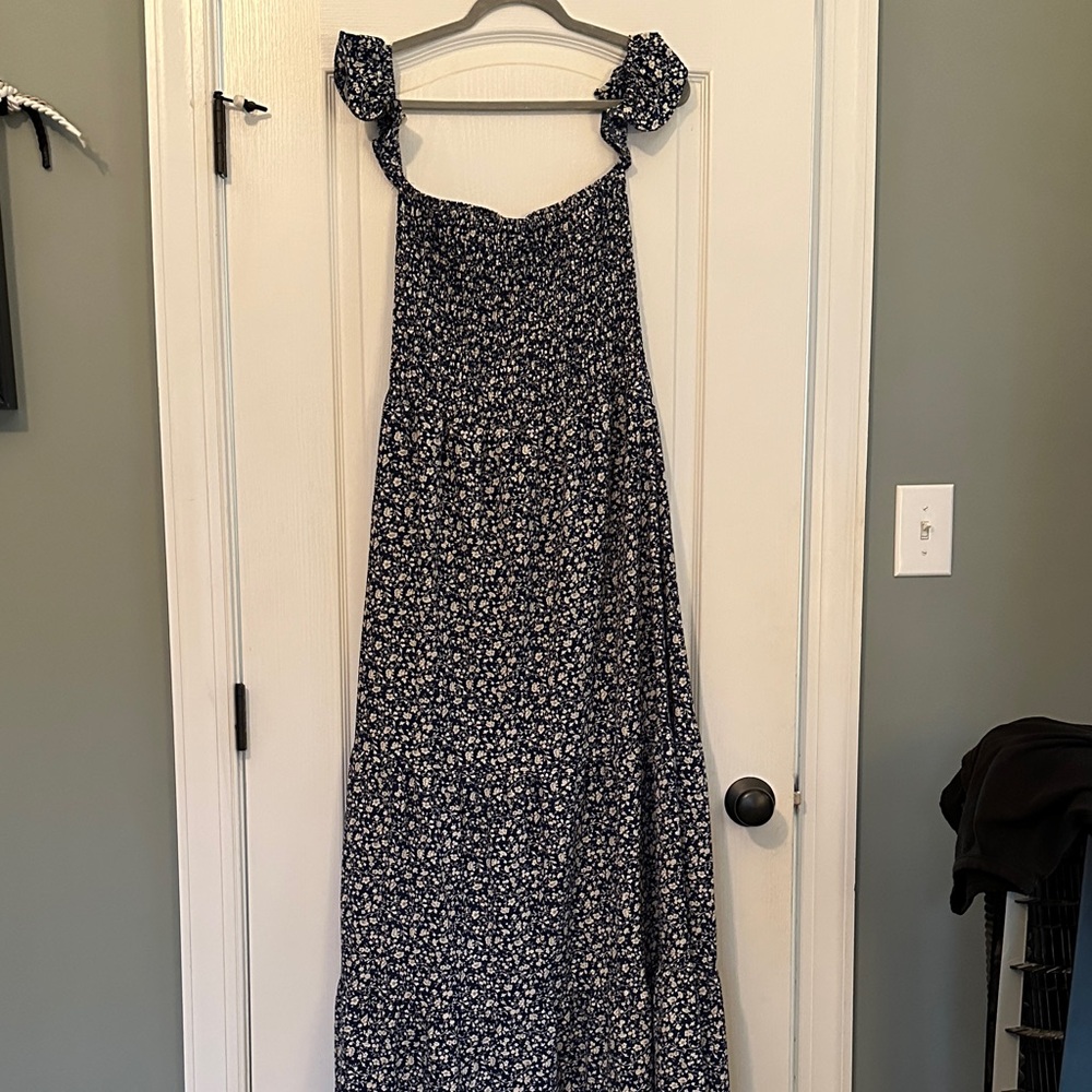Floral navy blue and White Maxi Dress